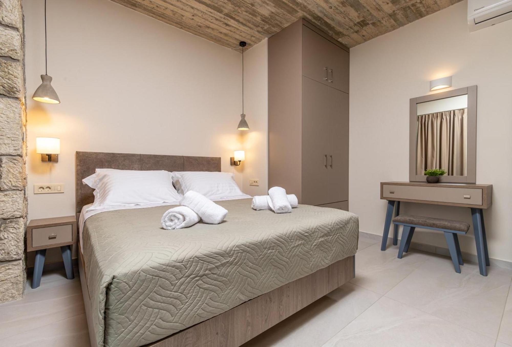 Achatis Apartments With Sea View Колімварі Екстер'єр фото