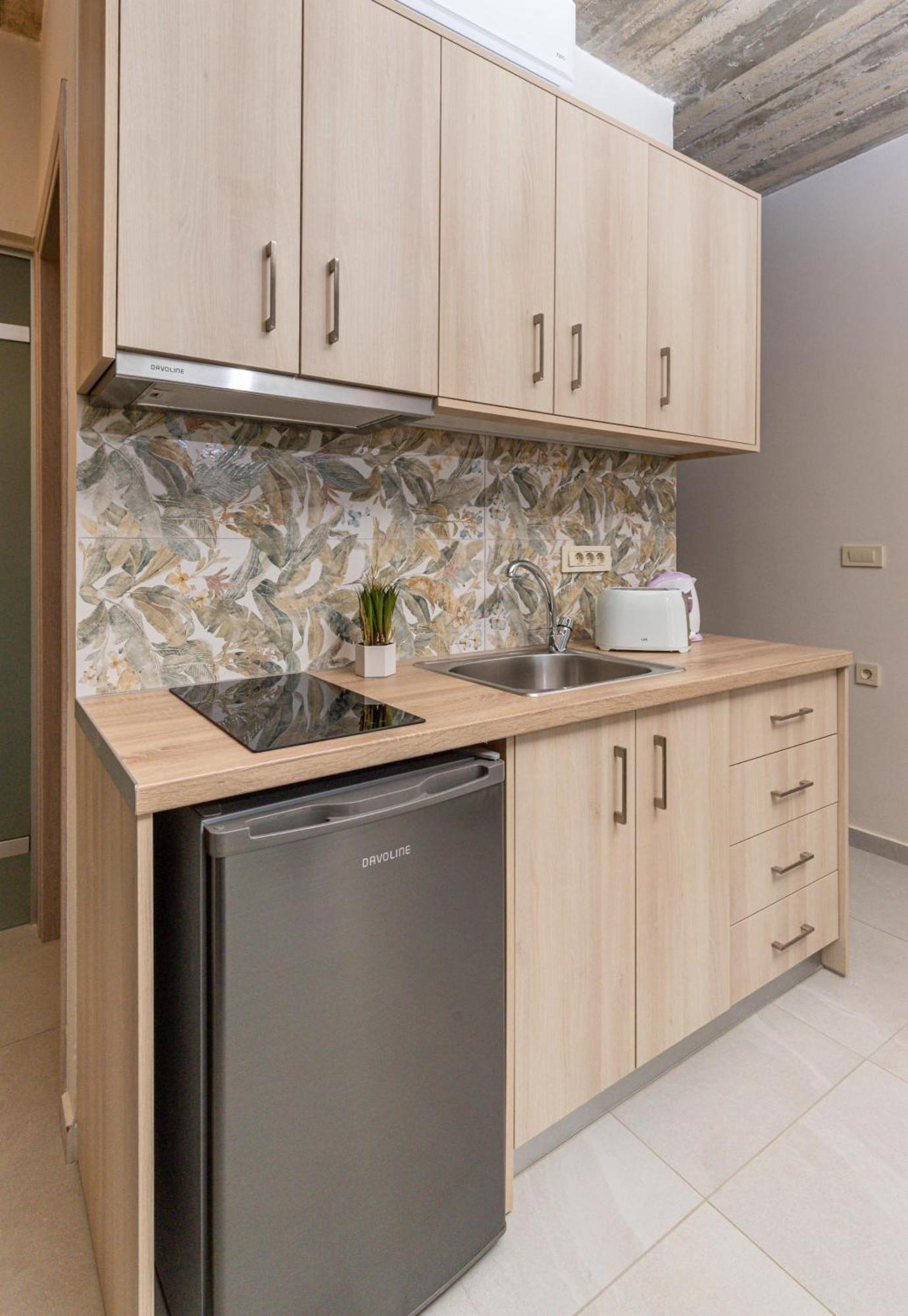 Achatis Apartments With Sea View Колімварі Екстер'єр фото