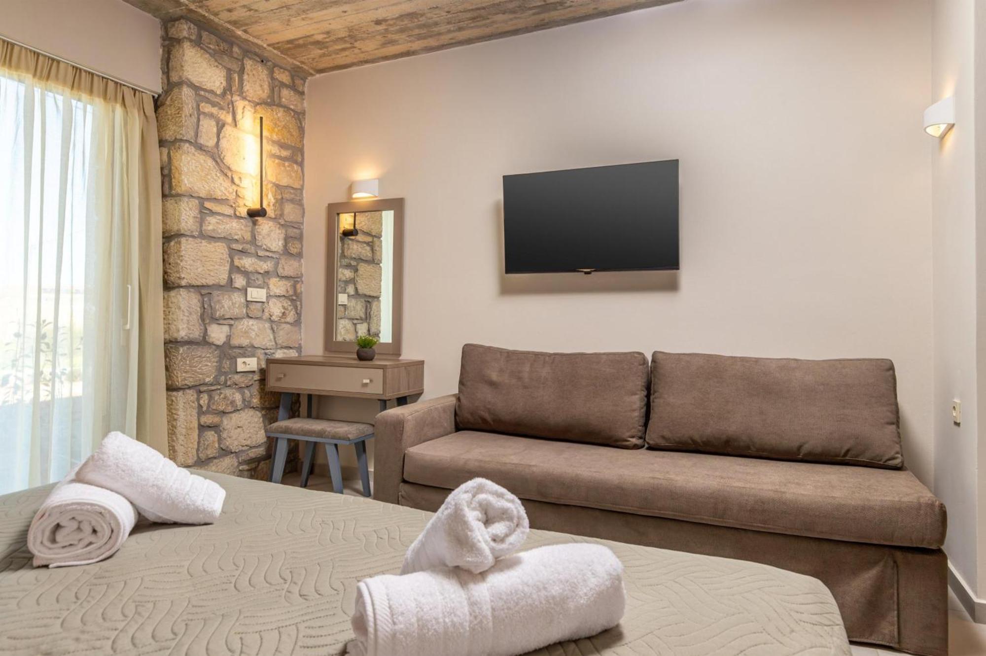 Achatis Apartments With Sea View Колімварі Екстер'єр фото