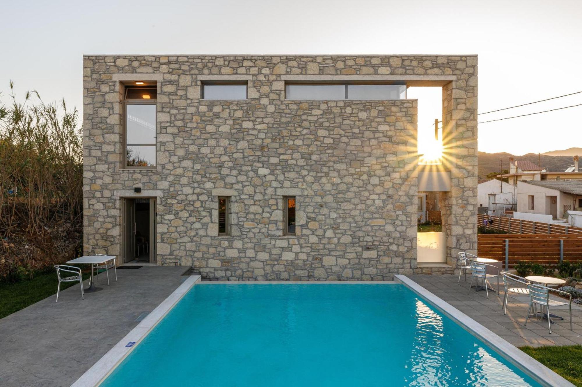 Achatis Apartments With Sea View Колімварі Екстер'єр фото